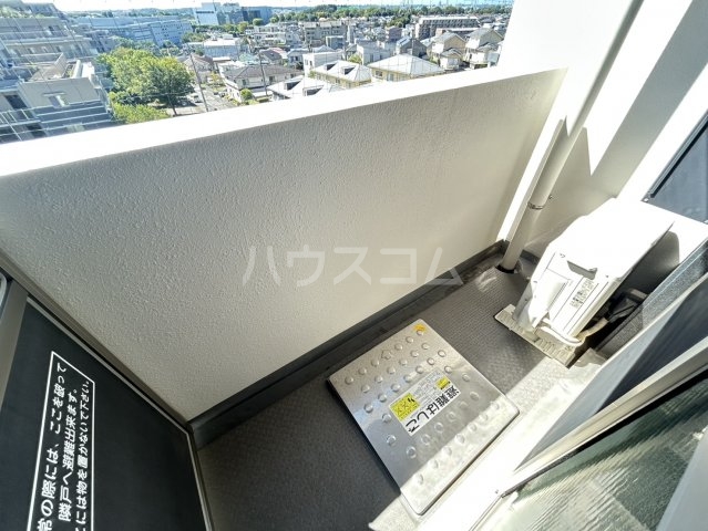 17/27 バルコニー