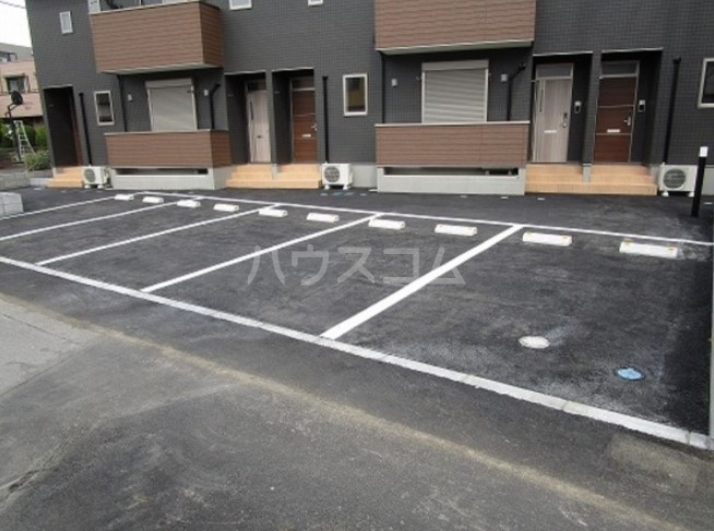 23/24 駐車場
