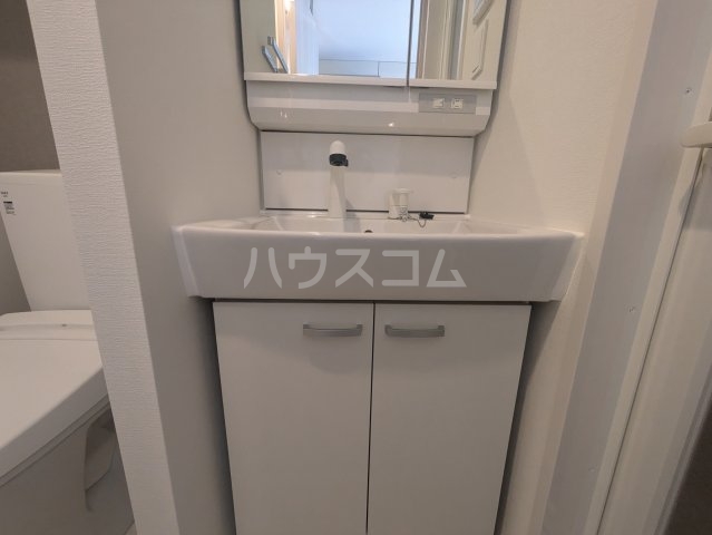13/30 洗面