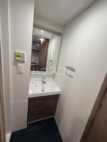17/30 洗面
