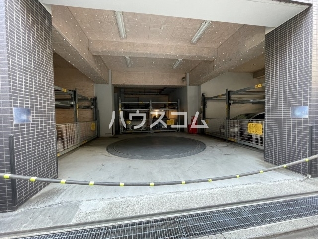 3/7 駐車場