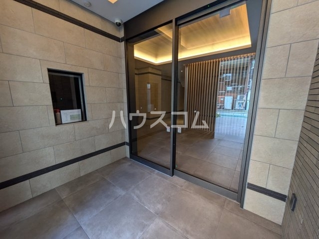 20/29 エントランス