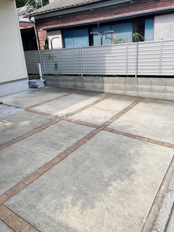 17/18 駐車場