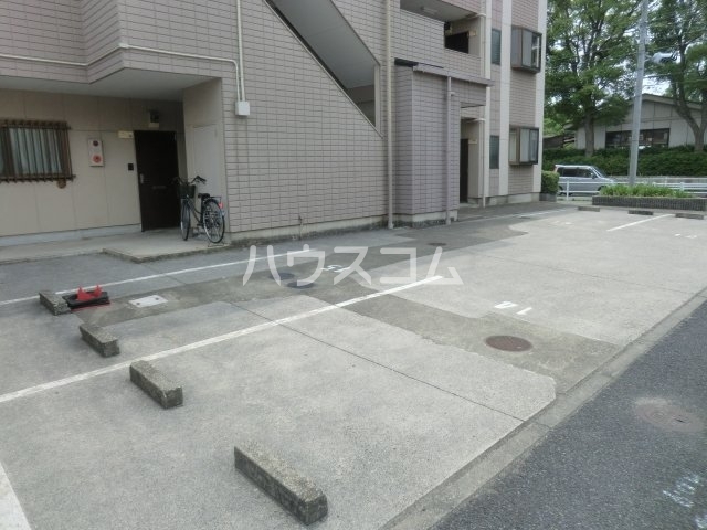 16/26 駐車場