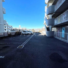 22/30 駐車場