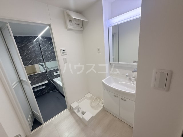 15/30 洗面