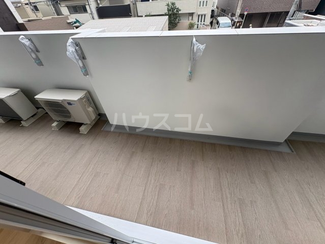 23/30 バルコニー