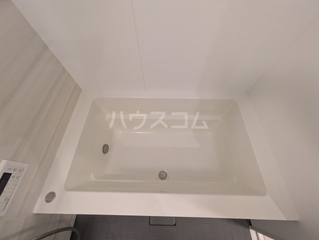 13/30 浴室