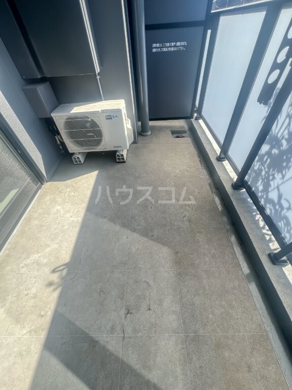 13/23 バルコニー