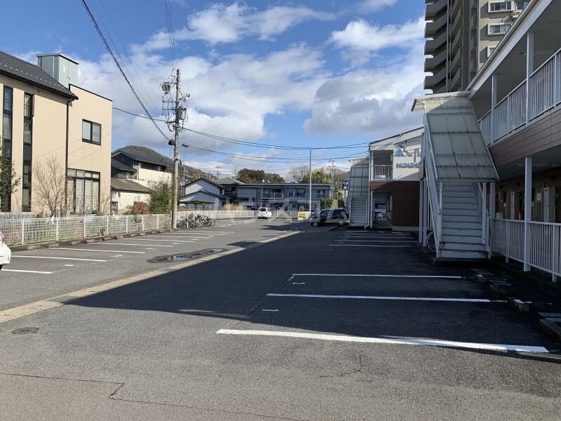 16/22 駐車場