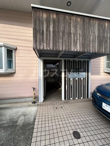 21/29 エントランス