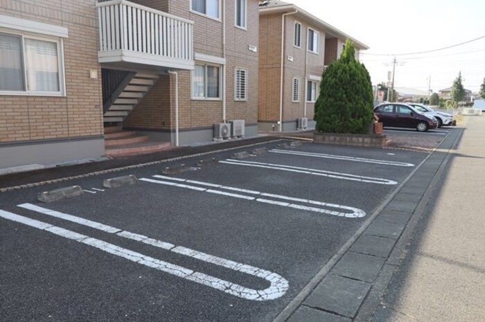 19/30 駐車場