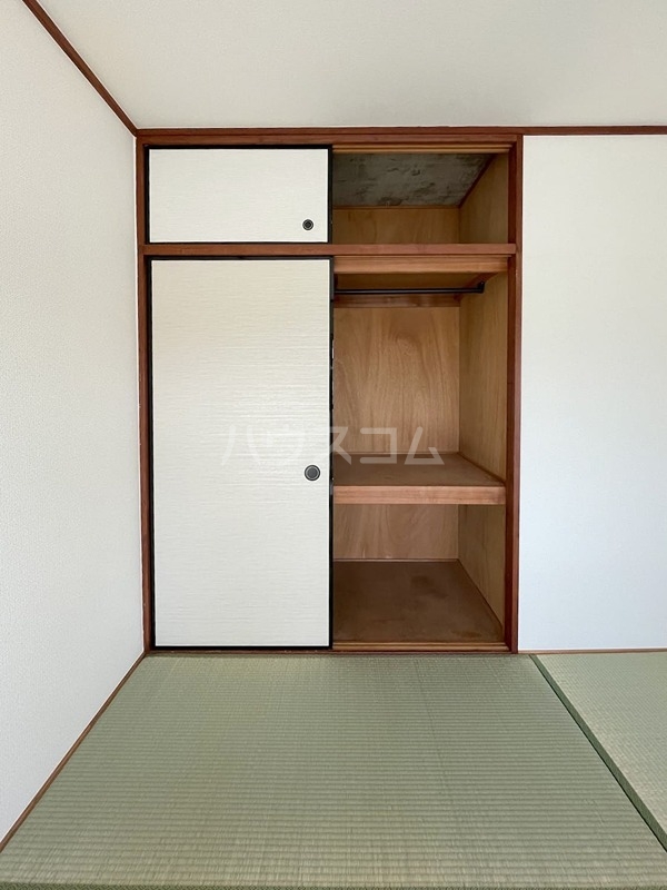 13/30 収納