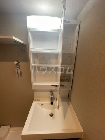 15/30 洗面