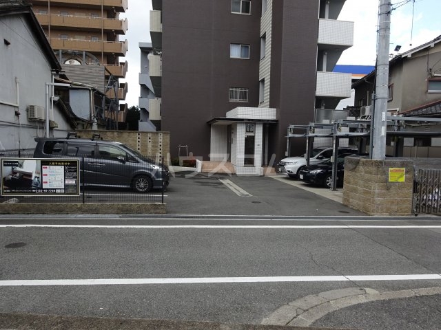 15/25 駐車場