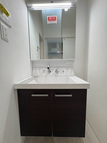 16/30 洗面
