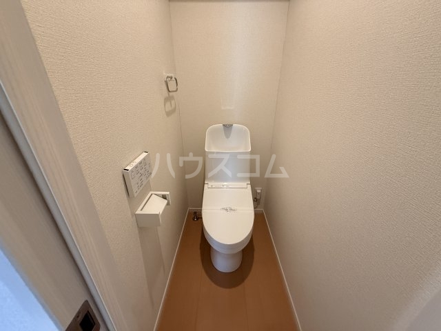 16/27 トイレ