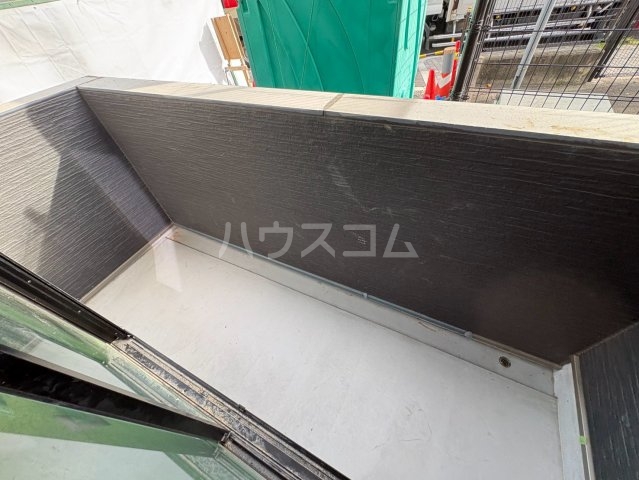 18/27 バルコニー