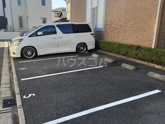 21/30 駐車場