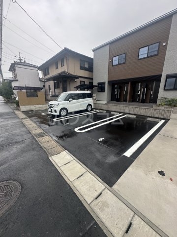 17/24 駐車場