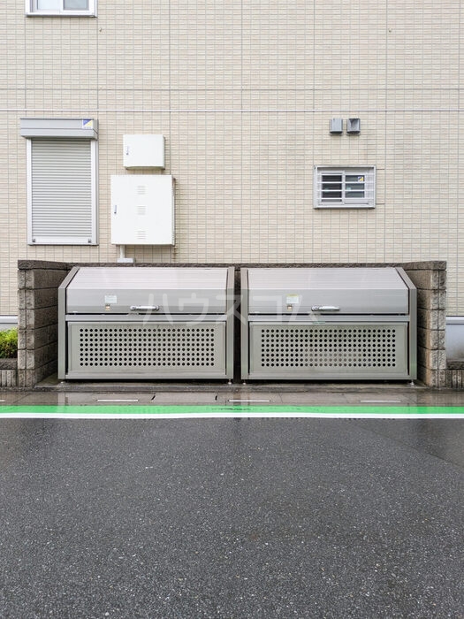 14/22 エントランス