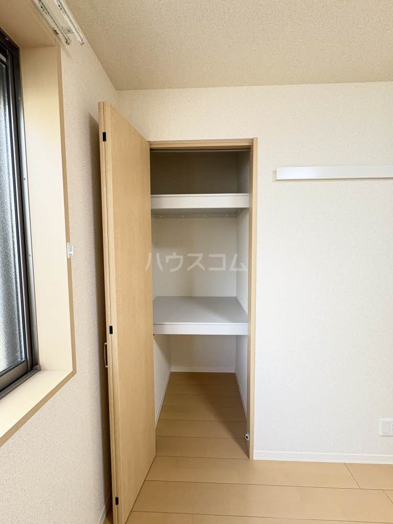 13/30 収納
