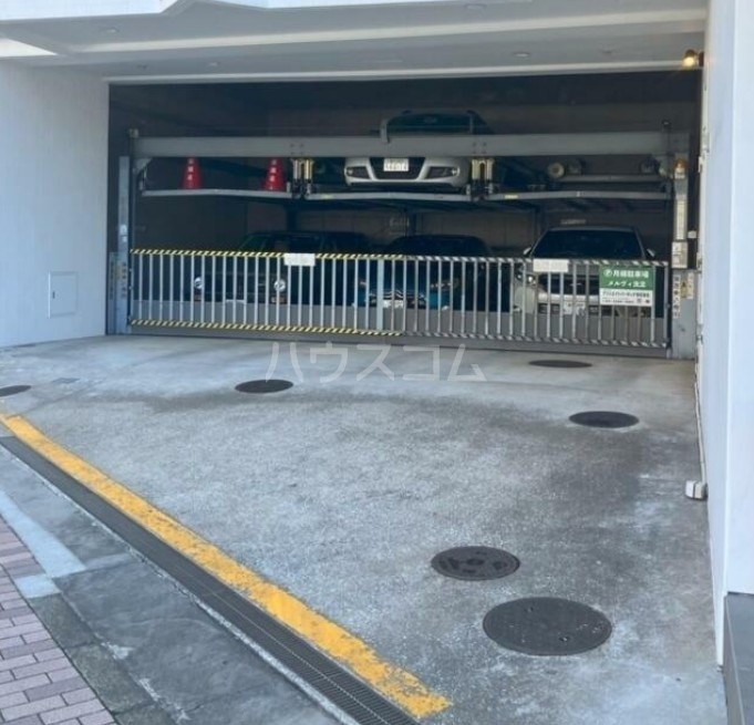 14/19 駐車場