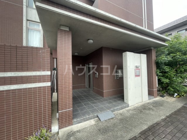 19/22 エントランス