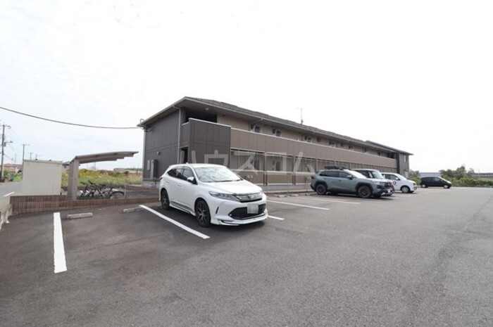 3/7 駐車場