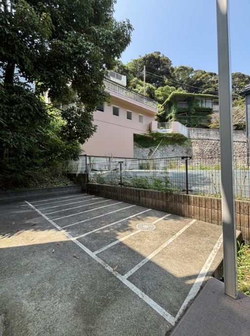 20/27 駐車場
