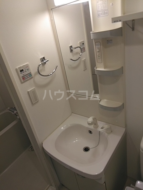 13/30 洗面
