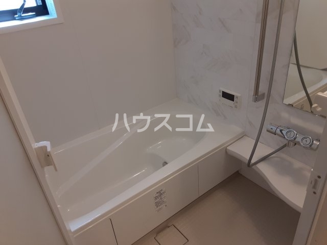 16/30 浴室