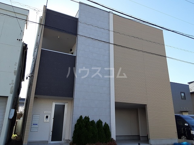 2/8 外観