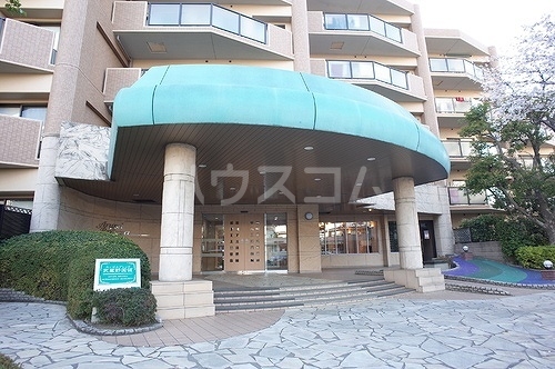 2/2 エントランス