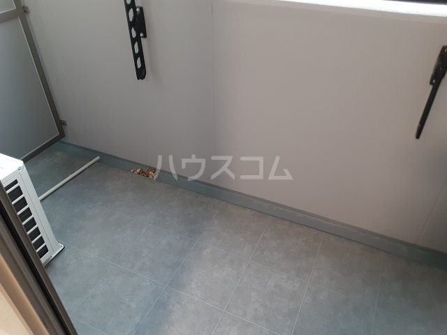 17/27 バルコニー