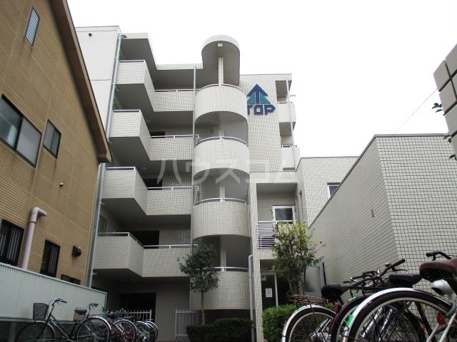 13/14 エントランス