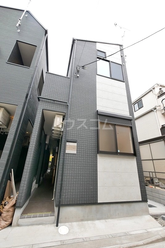 2/30 外観