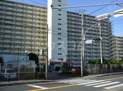 1/4 外観