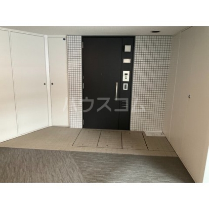 3/10 エントランス