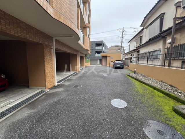 4/14 駐車場