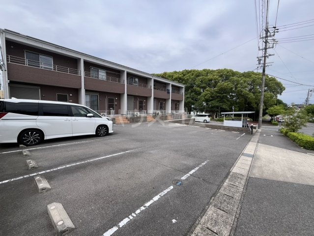 26/30 駐車場