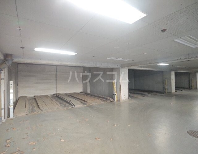 15/25 駐車場
