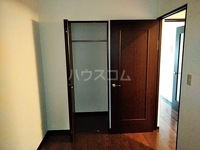 13/30 収納