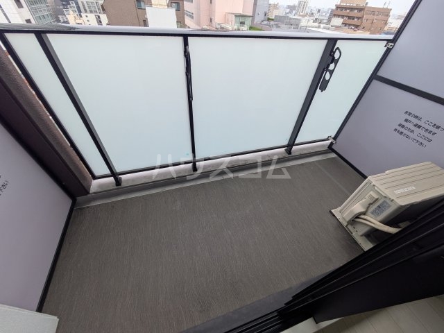 14/27 バルコニー