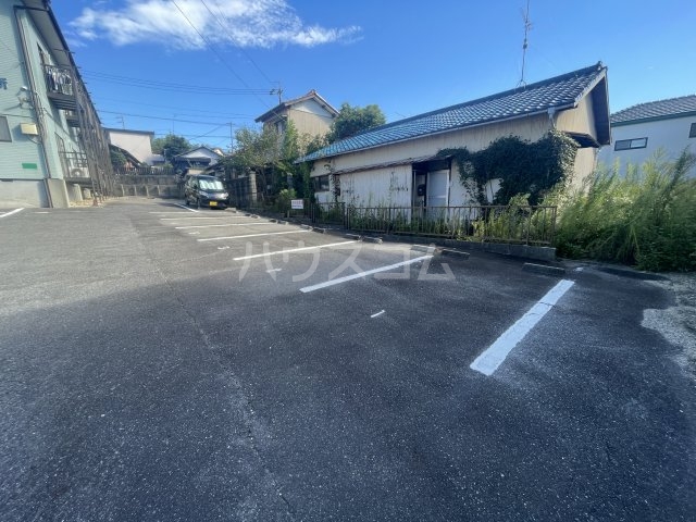 22/30 駐車場