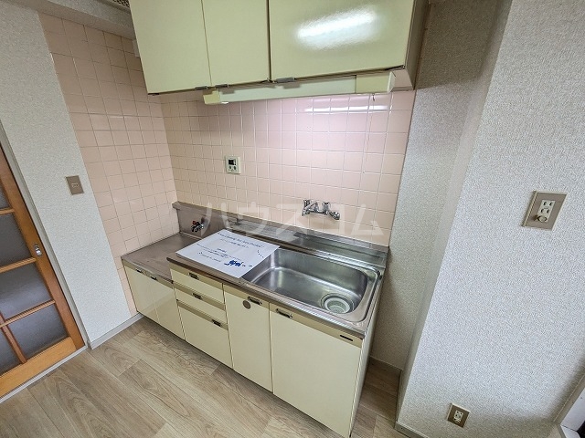 15/30 キッチン