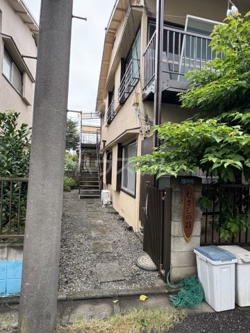 2/4 エントランス