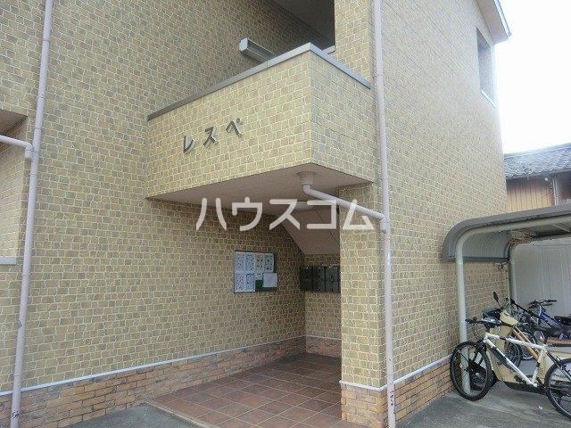 13/16 エントランス