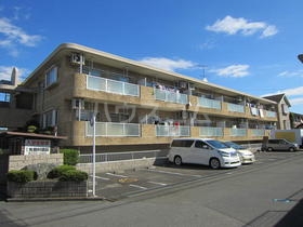 13/19 駐車場