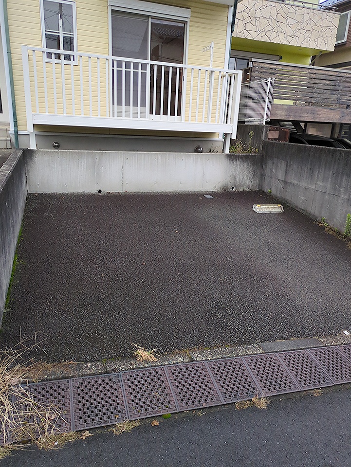 23/29 駐車場